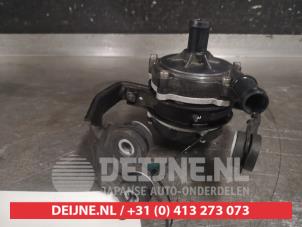 Hyundai Ioniq Additional water pump O611561 photo 2