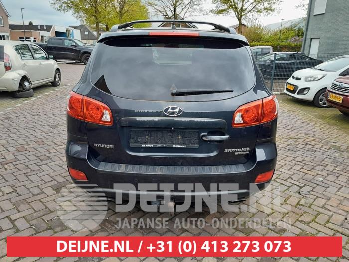 Hyundai Santafe Tailgate O611588
