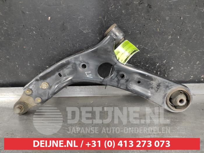Kia Soul Draagarm onder links-voor O611867