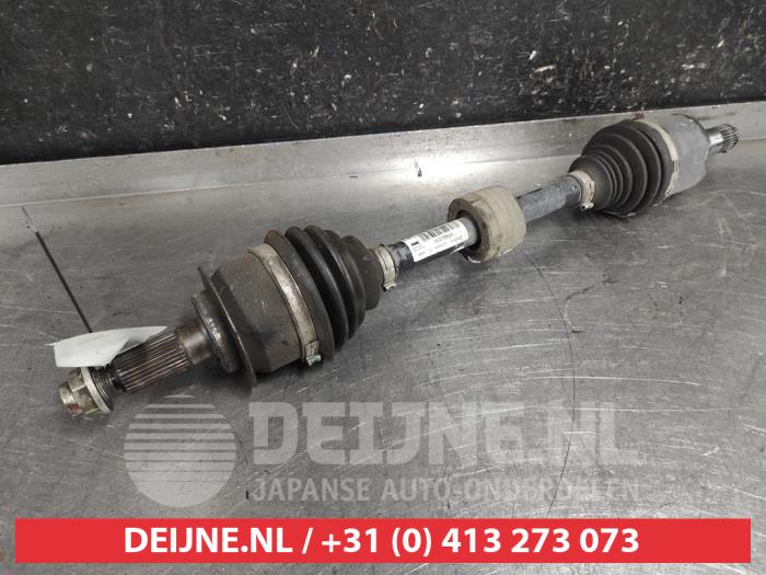 Suzuki SX-4 Aandrijfas links-voor O611939
