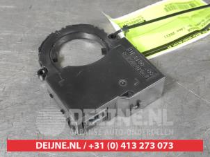 Gebruikte Gier sensor Isuzu D-Max (TFR/TFS) 1.9 DDI 4x4 Prijs € 75,00 Margeregeling aangeboden door V.Deijne Jap.Auto-onderdelen BV