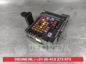 Gebruikte Zekeringkast Isuzu D-Max (TFR/TFS) 1.9 DDI 4x4 Prijs € 150,00 Margeregeling aangeboden door V.Deijne Jap.Auto-onderdelen BV