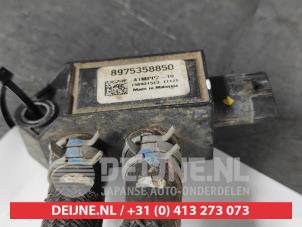 Isuzu D-MAX Rußfilter Sensor O612098 foto 2