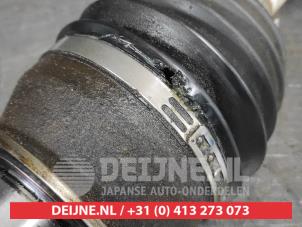 Isuzu D-MAX Front drive shaft, left O612110 photo 2