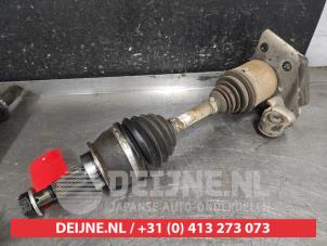 Gebruikte Homokineetas links-voor Isuzu D-Max (TFR/TFS) 1.9 DDI 4x4 Prijs € 150,00 Margeregeling aangeboden door V.Deijne Jap.Auto-onderdelen BV