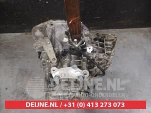 Gebruikte Versnellingsbak Nissan X-Trail (T31) 2.0 XE,SE,LE dCi 16V 4x4 Prijs € 350,00 Margeregeling aangeboden door V.Deijne Jap.Auto-onderdelen BV
