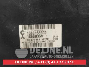 Mitsubishi Colt Ignition lock + key O612329 photo 2