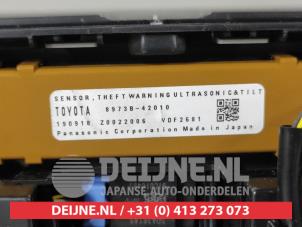 Toyota Rav-4 Interior lighting, front O612581 photo 3
