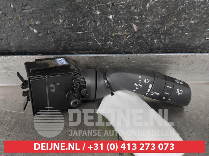 Toyota Rav-4 Scheibenwischer Schalter O612633