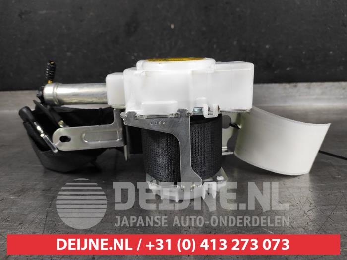 Toyota Rav-4 Sicherheitsgurt links vorne O612635