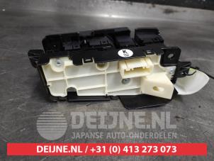 Toyota Rav-4 Parking brake switch O612643 photo 2