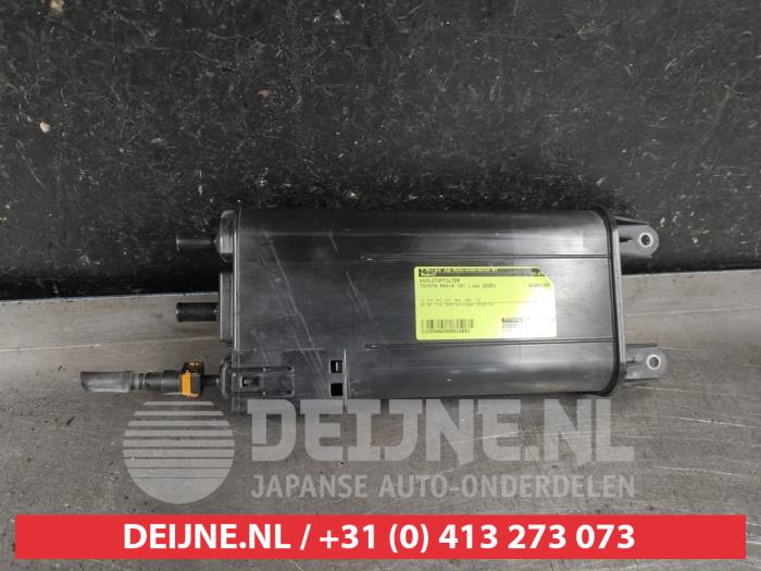 Toyota Rav-4 Kohlenstofffilter O612691