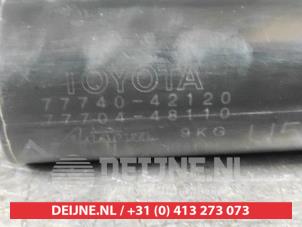 Toyota Rav-4 Kohlenstofffilter O612691 foto 3