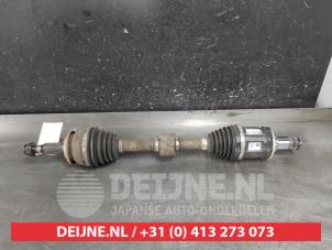 Gebruikte Homokineetas links-voor Toyota RAV4 (A5) 2.5 Hybrid 16V AWD Prijs € 150,00 Margeregeling aangeboden door V.Deijne Jap.Auto-onderdelen BV
