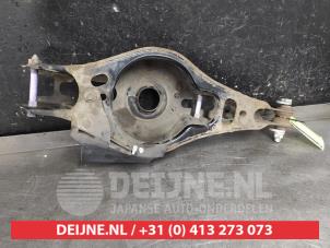 Toyota Rav-4 Draagarm links-achter O612759 foto 2