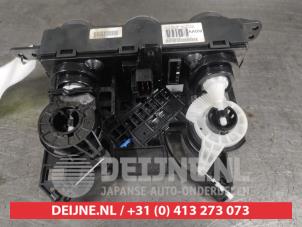 Kia Picanto Kachel Bedieningspaneel O612799 foto 2