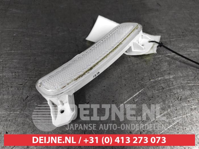 Hyundai Kona Bumper Reflector links-voor O612876