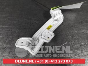 Hyundai Kona Front bumper reflector, left O612876 photo 2