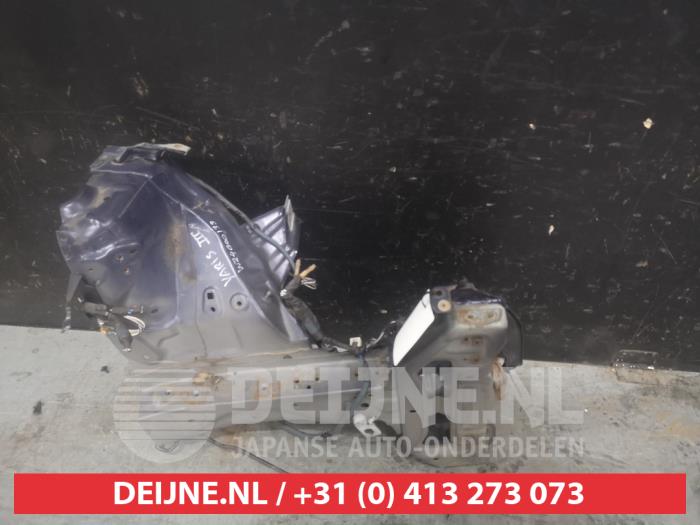 Toyota Yaris Binnenscherm O612947