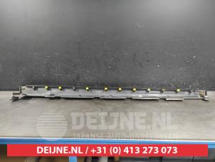 Hyundai Kona Side skirt, left O613058 photo 2