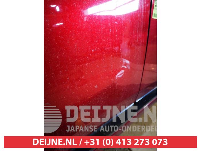Nissan Micra Portier 4Deurs rechts-achter O613159