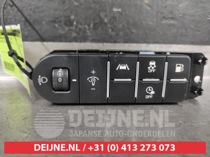Kia Ceed Sportswagon Leuchtweitenverstellung LWR O613177