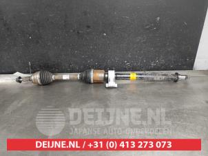 Gebruikte Cardanas rechts-voor (VWA) Kia Ceed Sportswagon (CDF) 1.6 GDI 16V PHEV Prijs € 100,00 Margeregeling aangeboden door V.Deijne Jap.Auto-onderdelen BV