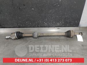 Gebruikte Homokineetas rechts-voor Toyota Yaris (P1) 1.3 16V VVT-i Prijs € 25,00 Margeregeling aangeboden door V.Deijne Jap.Auto-onderdelen BV