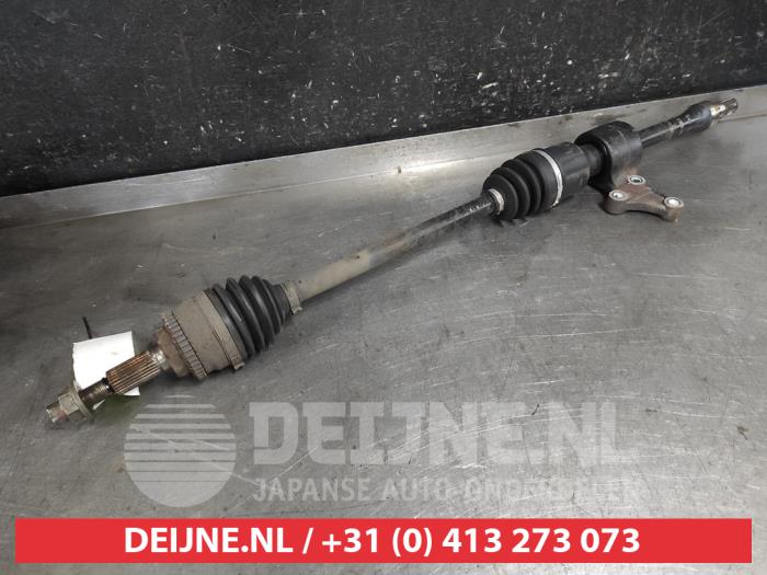 Suzuki Swift Aandrijfas rechts-voor O613344