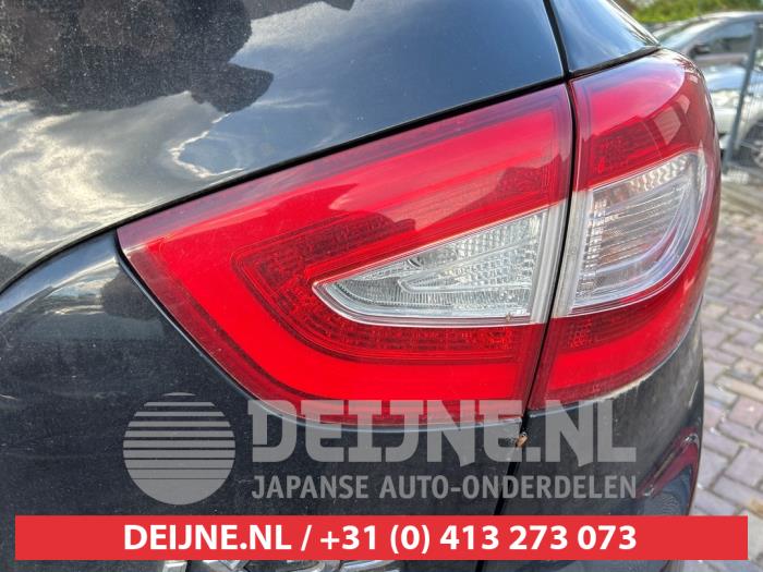 Hyundai IX35 Tailgate reflector, right O613479