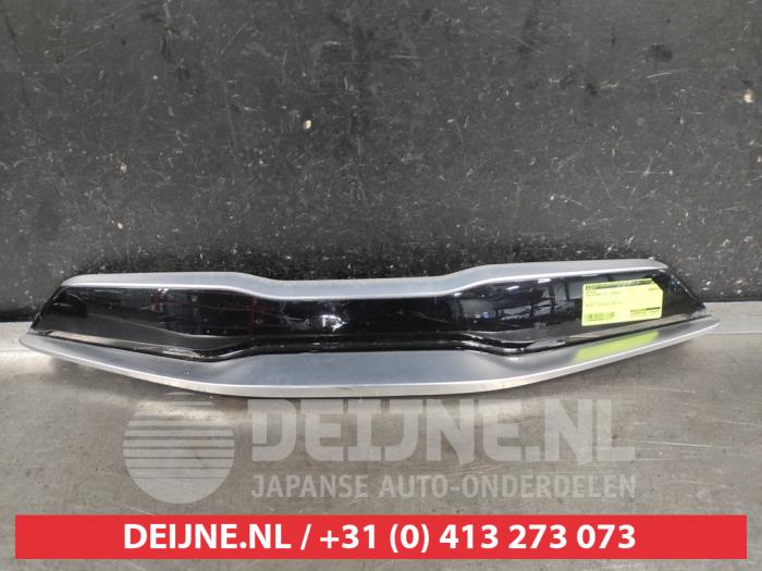 Kia Stonic Grille O613773