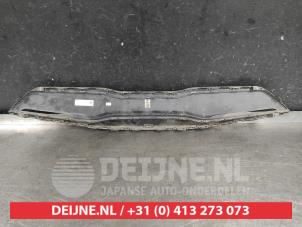 Kia Stonic Grille O613773 photo 2