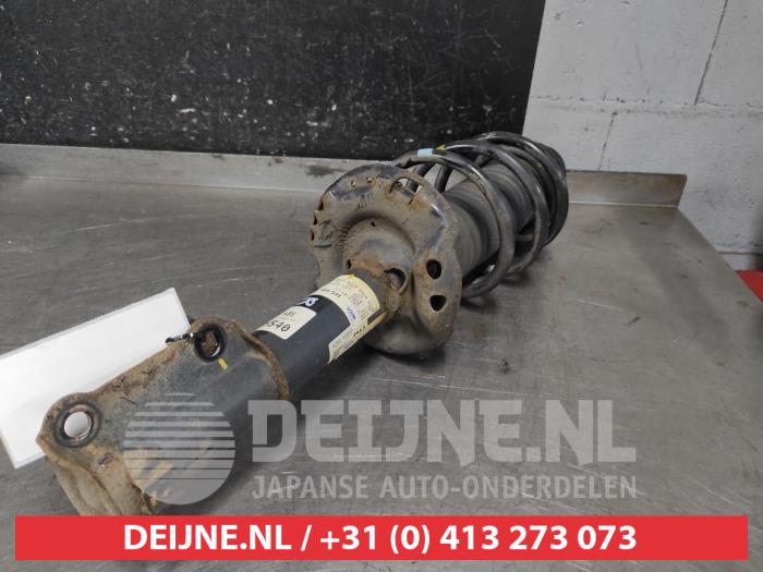 Kia Stonic Front shock absorber rod, right O613791