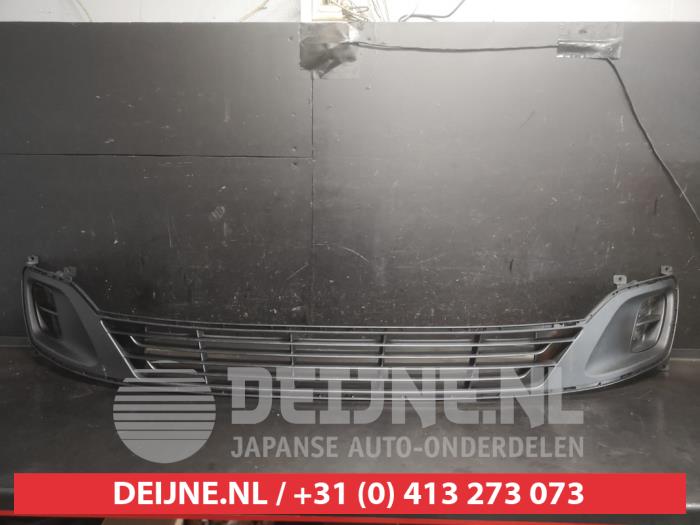 Kia Venga Stoßstangenrost O613854