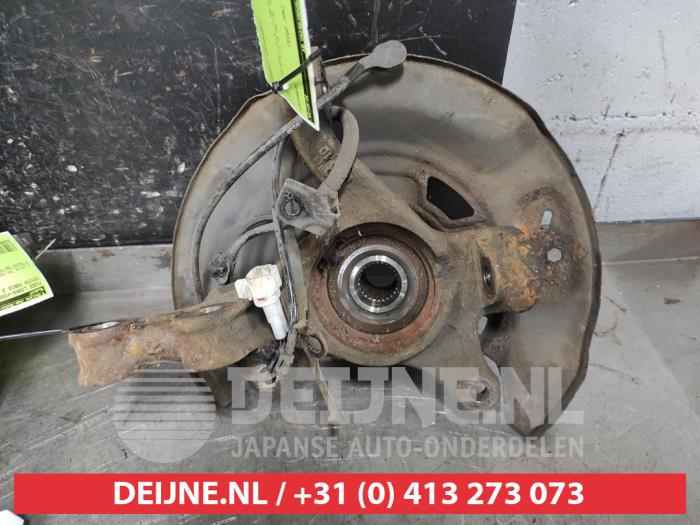 Toyota Yaris Fusee rechts-voor O614626