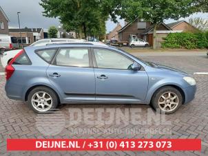 Kia Ceed Portier 4Deurs rechts-voor O614788 foto 3