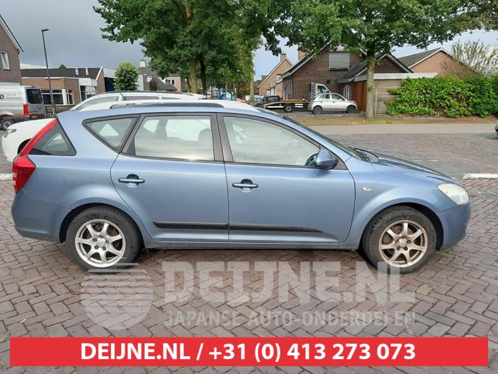 Kia Ceed Türscheibe 4-türig rechts vorne O614789