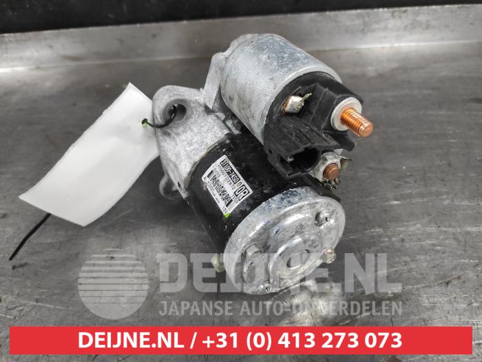 Startmotor van een Suzuki SX4 S-Cross (JY) 1.4 Booster Jet Turbo 16V SHVS 2021