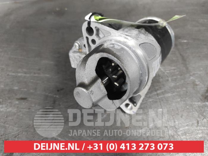 Startmotor van een Suzuki SX4 S-Cross (JY) 1.4 Booster Jet Turbo 16V SHVS 2021