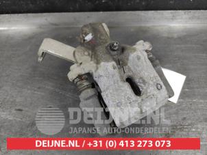 Suzuki SX-4 Bremszange links hinten O614815 foto 2