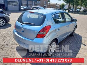 Hyundai I20 Rücklicht rechts O615075 foto 3