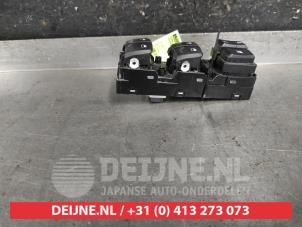 Hyundai Kona Multi-functional window switch O615397 photo 2