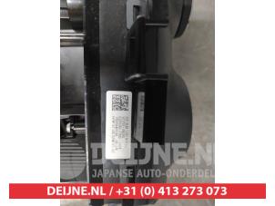 Hyundai Kona Heater control panel O615422 photo 3