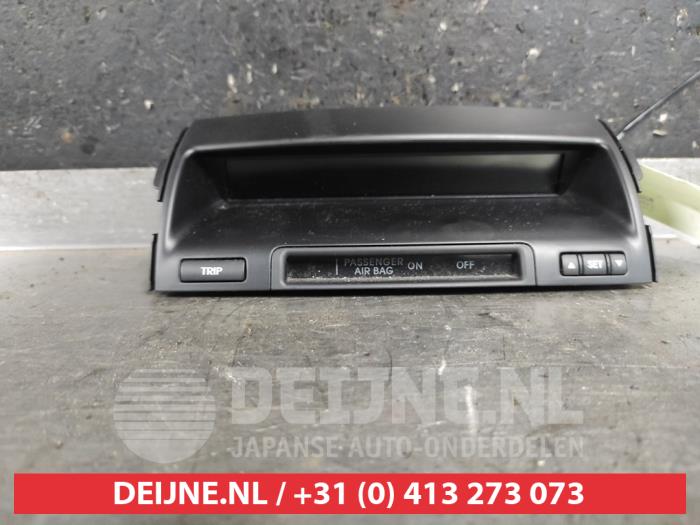 Kia Venga Uhr O615428