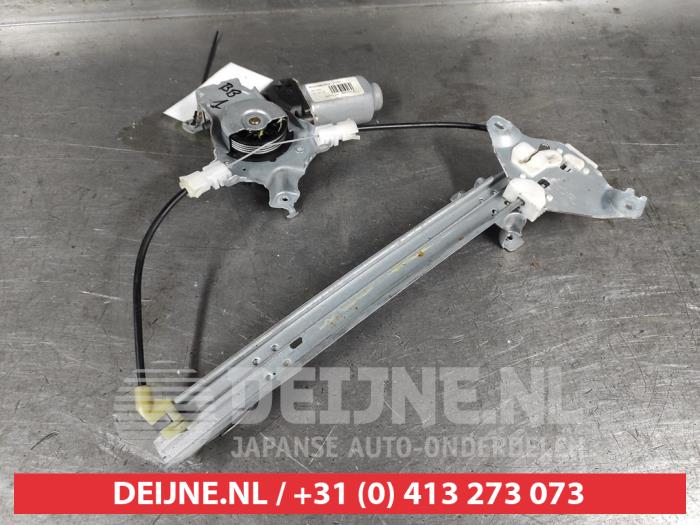 Nissan Qashqai Ruitmechaniek 4Deurs links-achter O615555