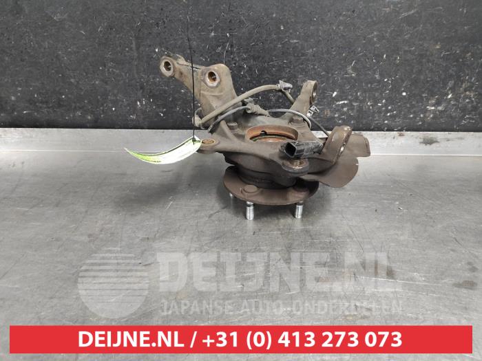 Hyundai Kona Fusee rechts-voor O615590