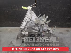 Gebruikte Versnellingsbak Mazda 2 (DJ/DL) 1.5 SkyActiv-G 90 Prijs € 250,00 Margeregeling aangeboden door V.Deijne Jap.Auto-onderdelen BV