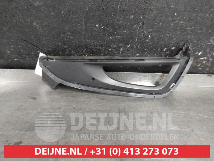Hyundai Tucson Bumper Rooster O615809