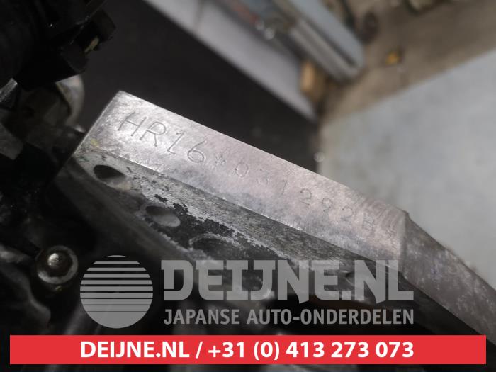 Motor van een Nissan Note (E11) 1.6 16V 2008