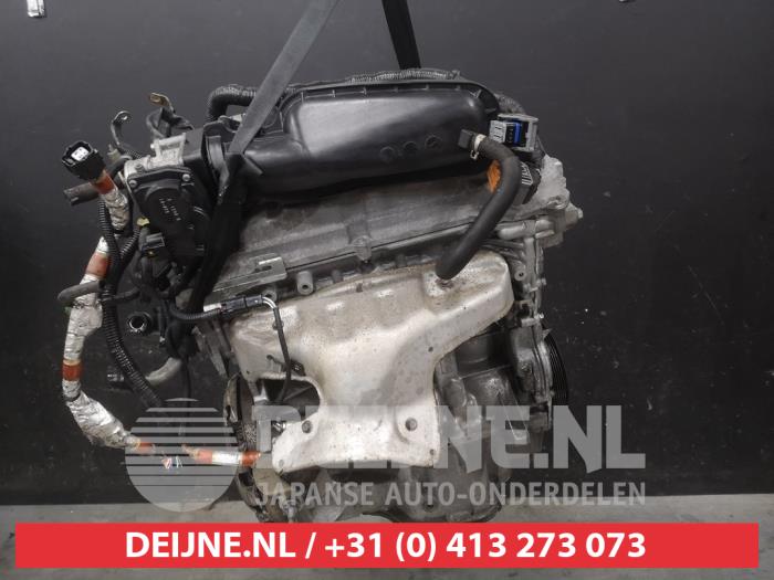 Motor van een Nissan Note (E11) 1.6 16V 2008